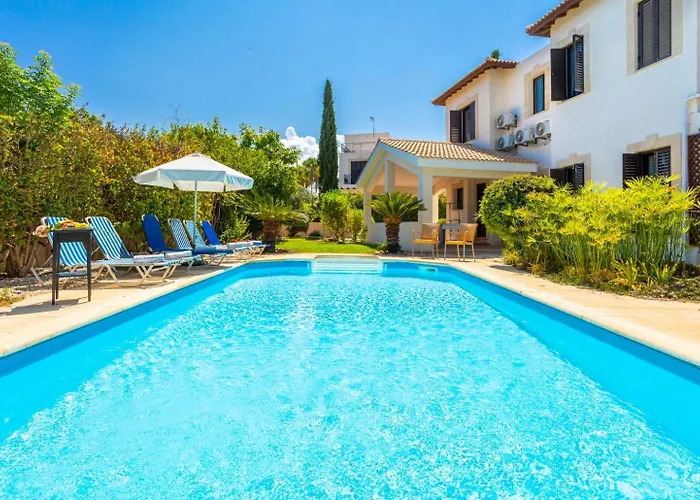 Iliana ヴィラ Polis